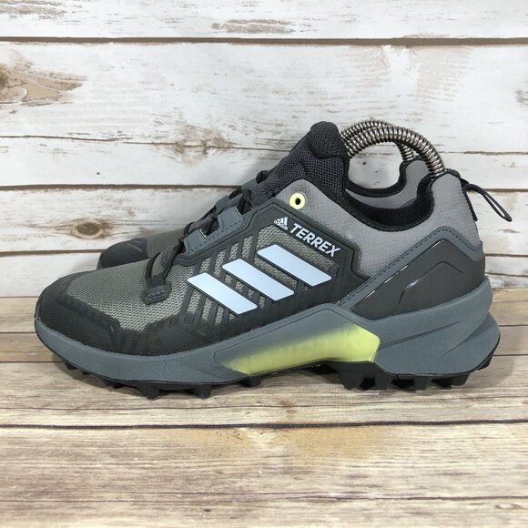 Adidas Terrex Swift R3 Trail Running Shoes Womens Size 7 Athletic Jogging Gray - Picture 3 of 11